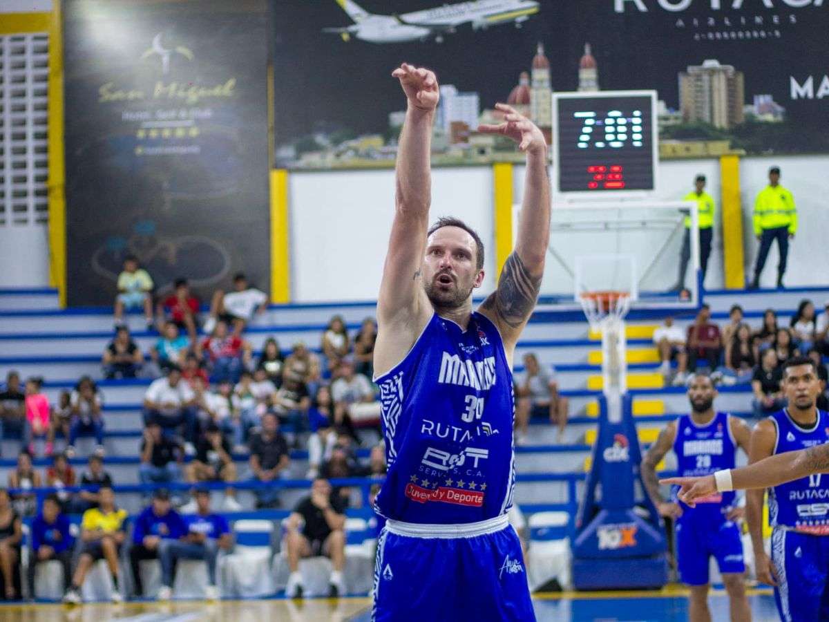 Marinos triunfó en el debut de Silvio Santander