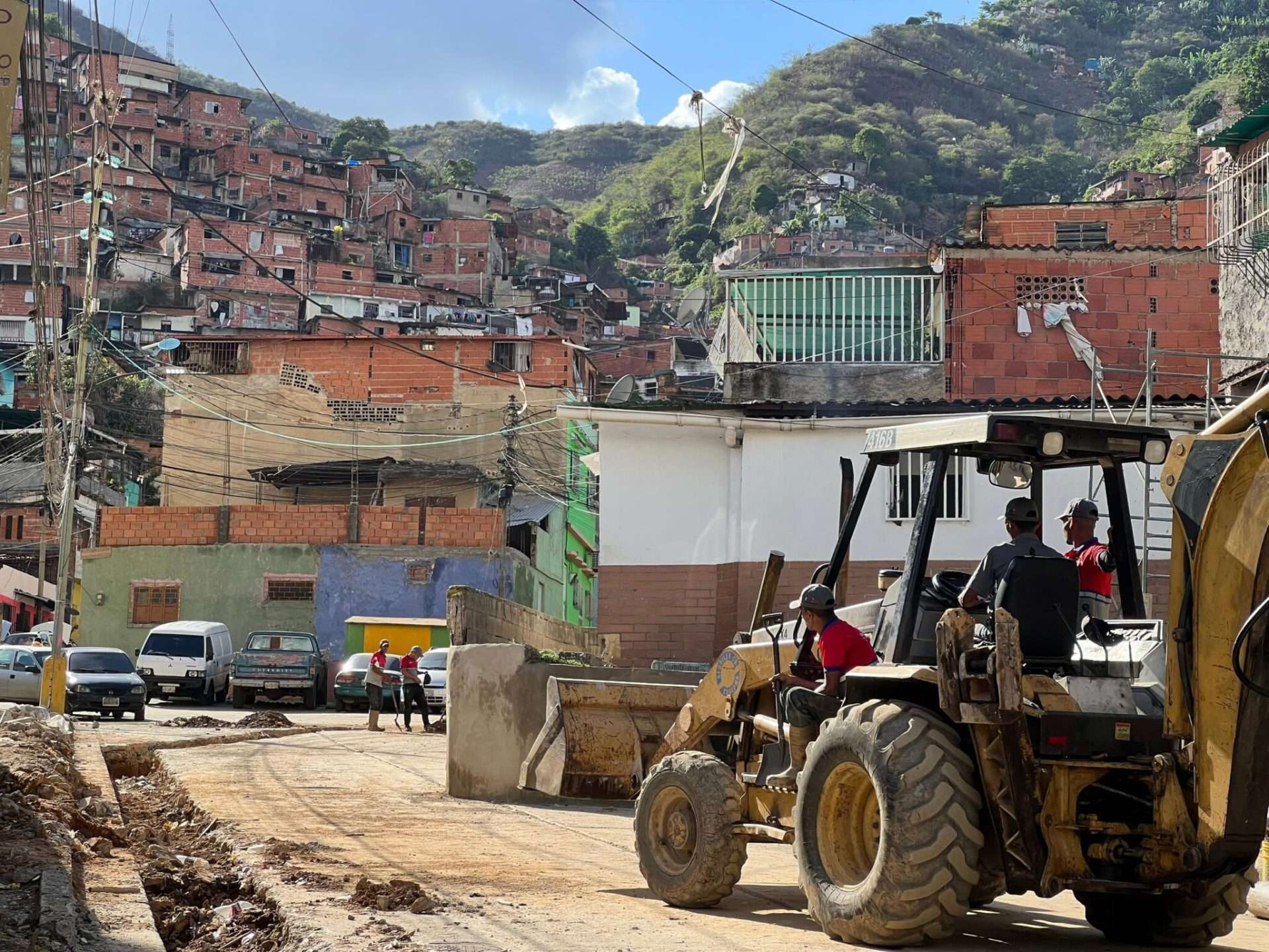 Hidrocapital sustituye 192 metros de tubería en la Parroquia El Valle
