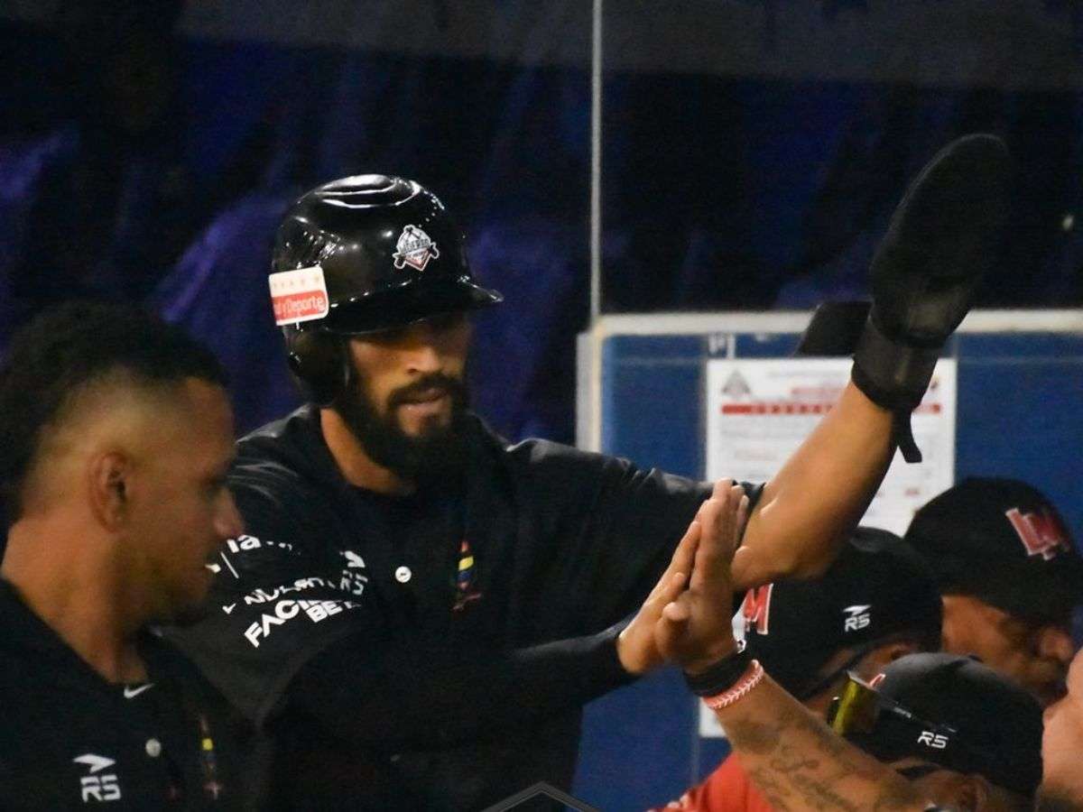 Líderes desató su ofensiva para doblegar a Samanes