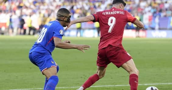 ¡Decepcionante! Francia empata con Polonia y termina segundo del Grupo D