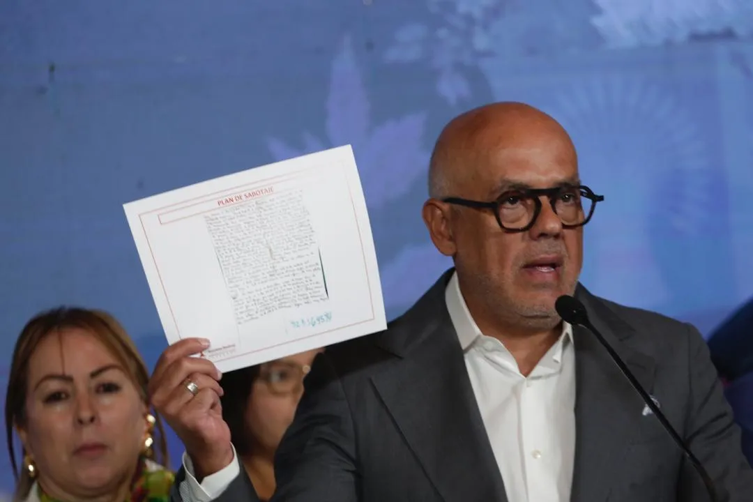 Rodríguez devela plan de la oposición para boicotear el proceso electoral