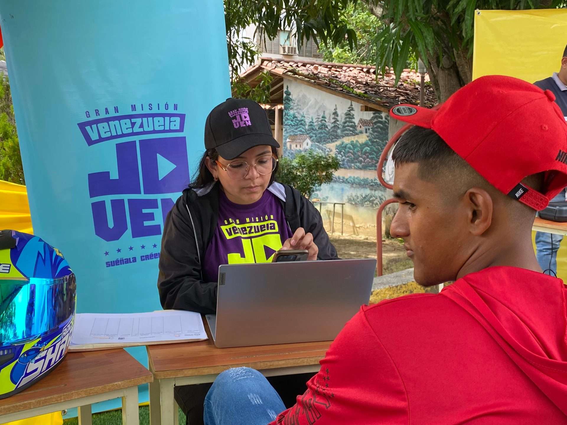 Favorecidos más de 150 jóvenes con mega jornada en Trujillo