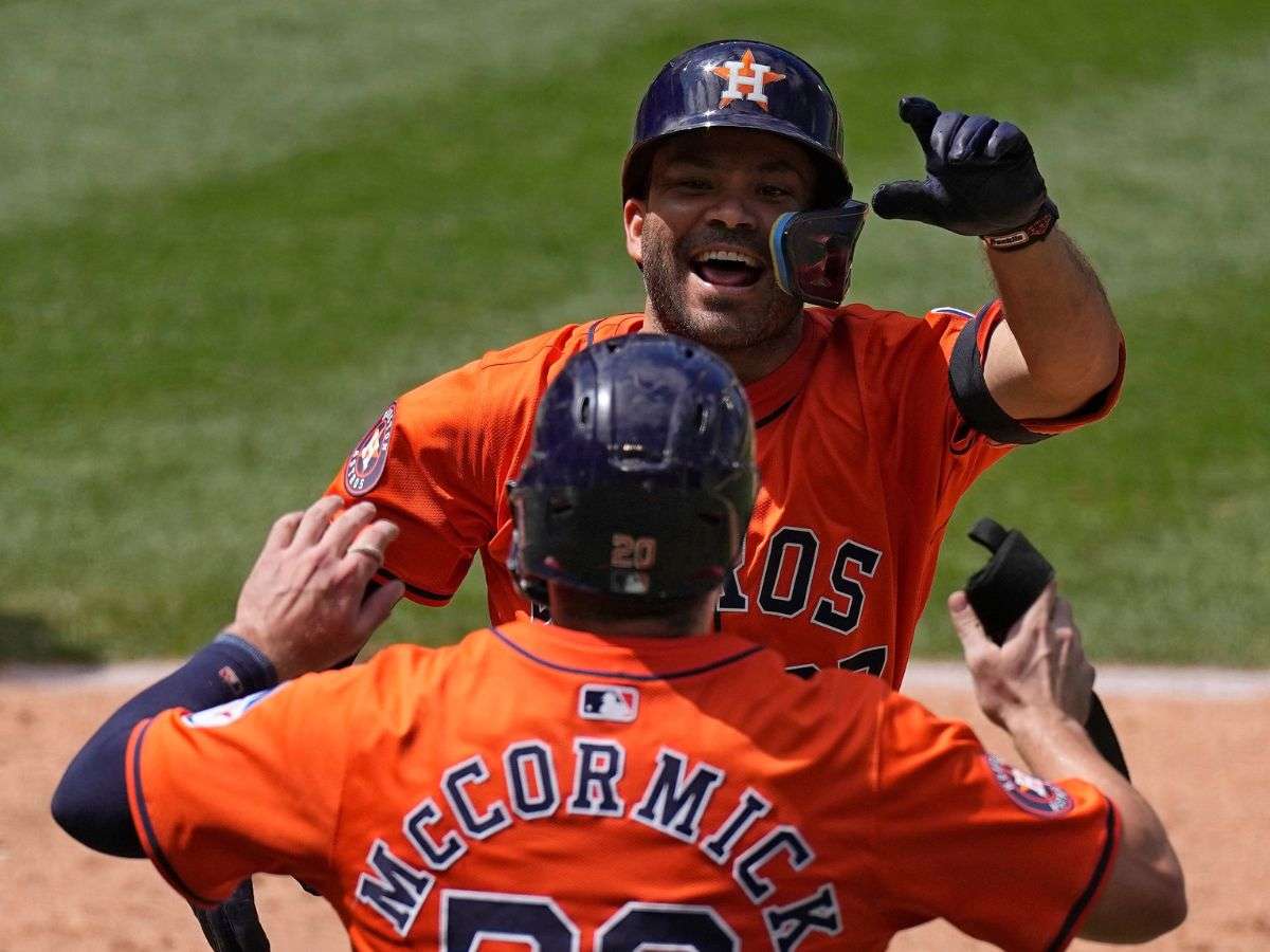 José Altuve cerró la semana con cuadrangular
