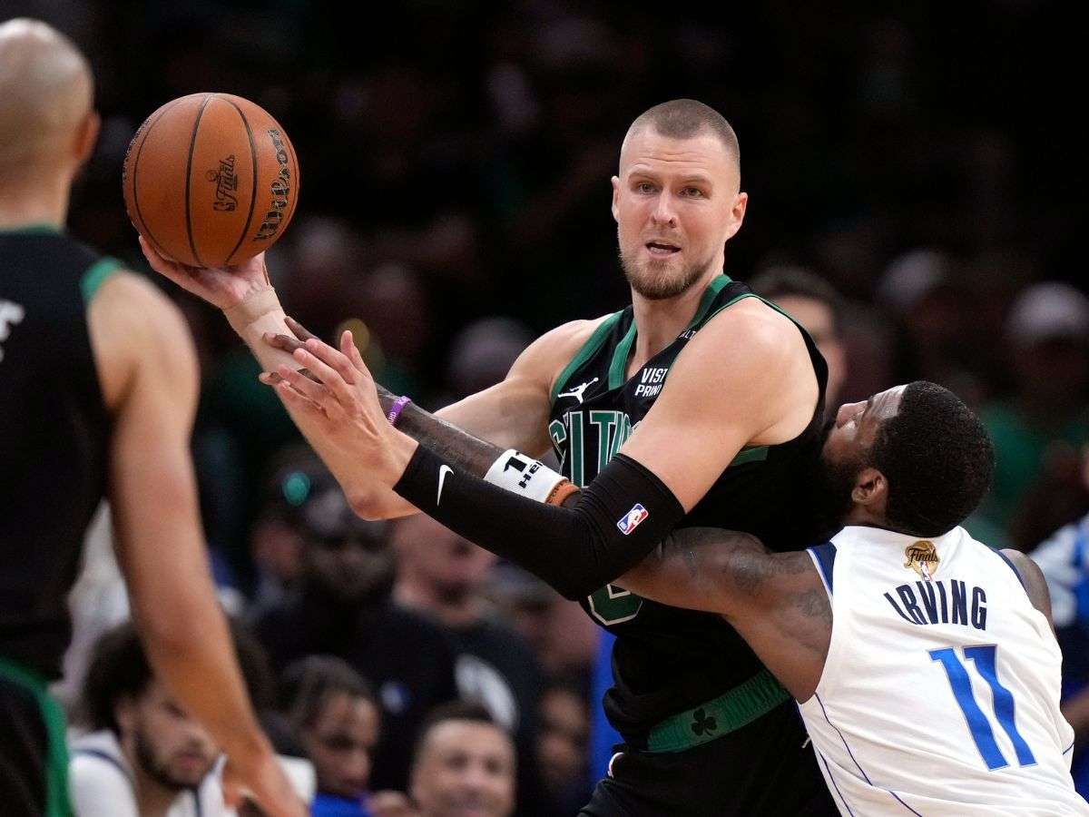 Porzingis afirma que seguirá activo con Celtics