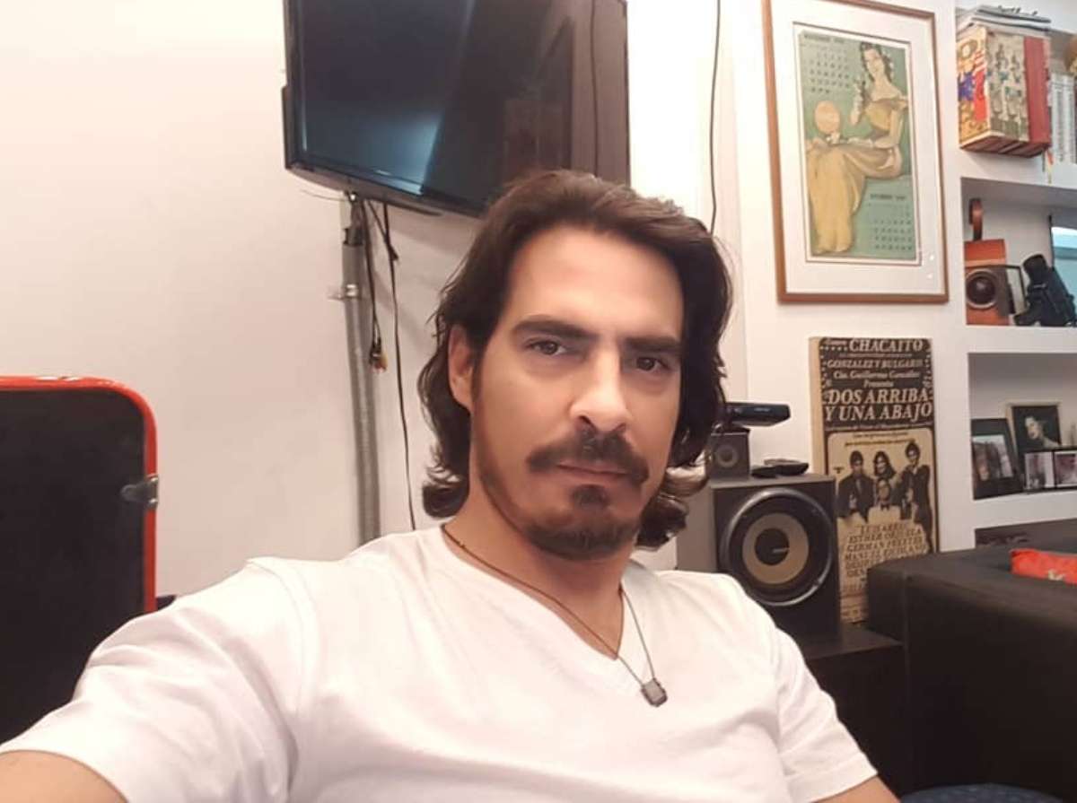 Luis Gerónimo Abreu celebra nuevo éxito televisivo en Colombia