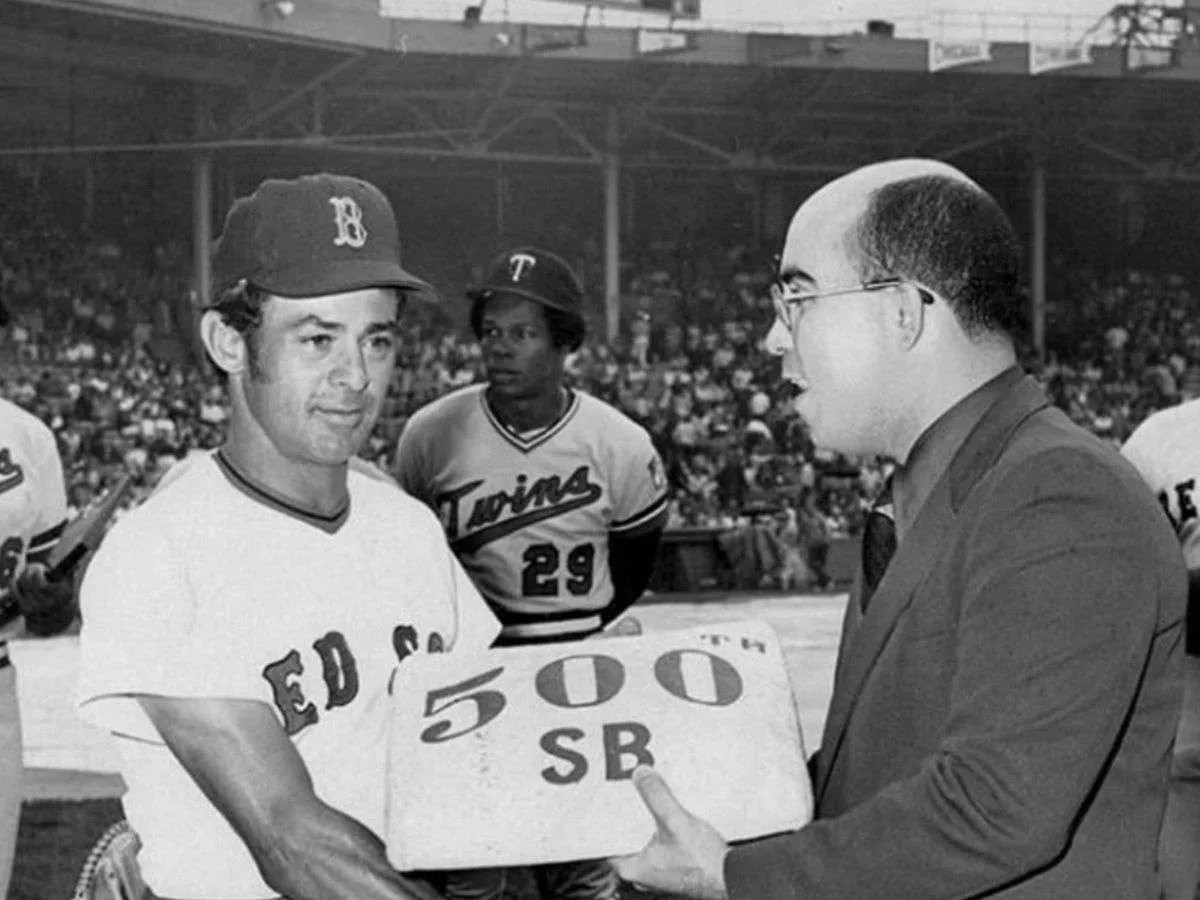 Aparicio cambió a M. Blancas y Orioles