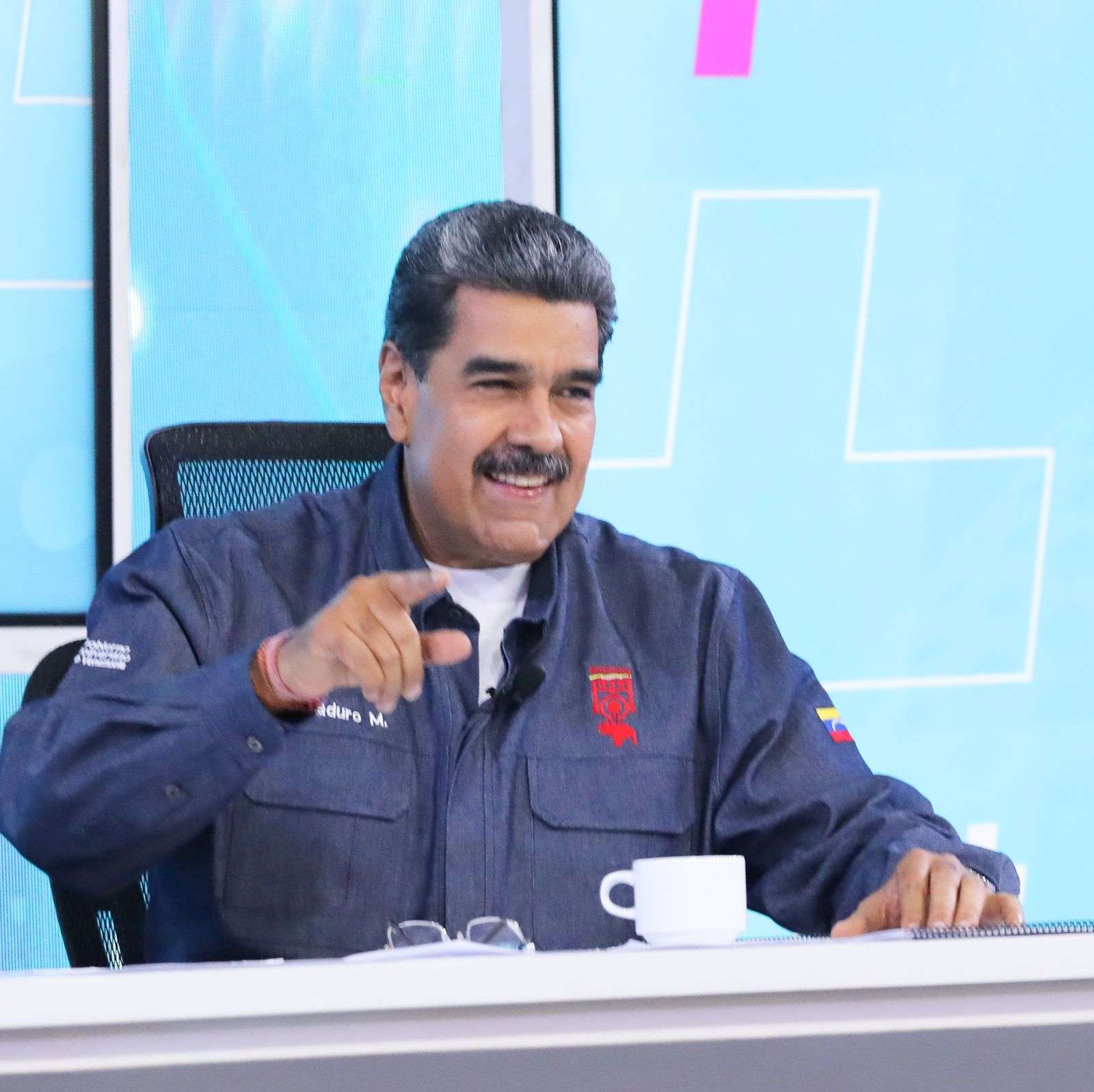 Maduro entrega más de 3.800 financiamiento a emprendedores del estado Bolívar