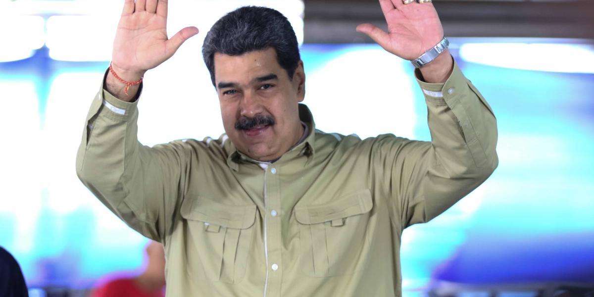 Presidente Maduro culminó su agenda sabatina en la avenida Bolívar