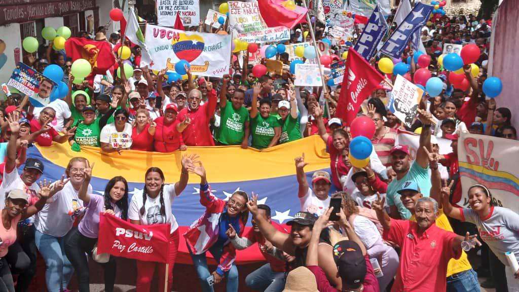 Santa Lucía del Tuy respalda al presidente Maduro