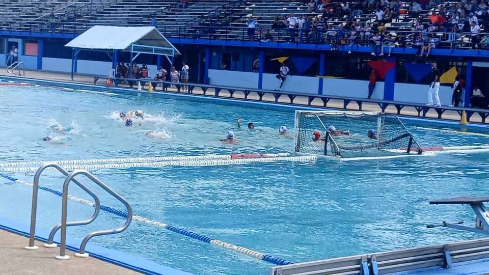 Rehabilitan espacios del complejo de “Piscinas Bolivarianas”