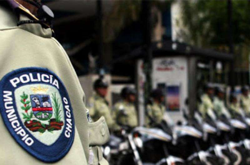 Recapturados tres fugados de retén policial Chacao