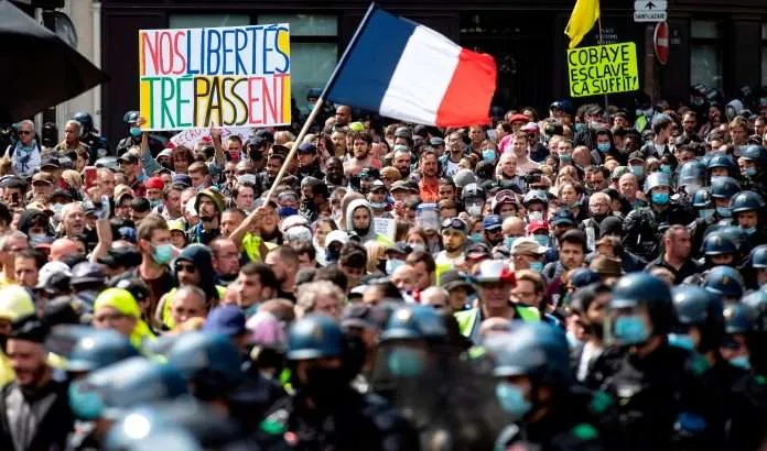 Izquierda francesa busca frenar a la ultraderecha