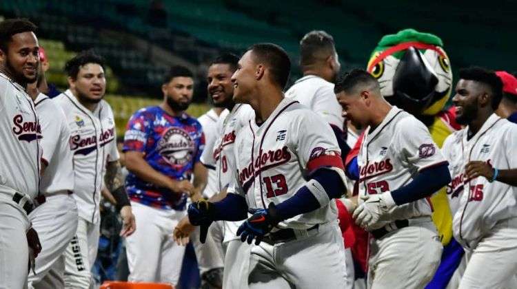 Brian Rey dejó en el terreno a Samanes
