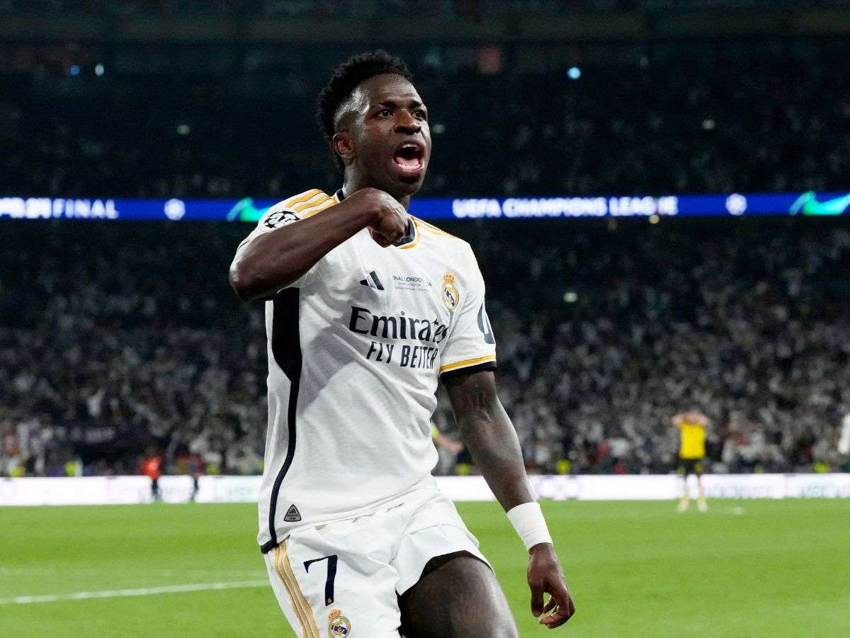 Condenados tres hinchas por insultos contra Vinícius