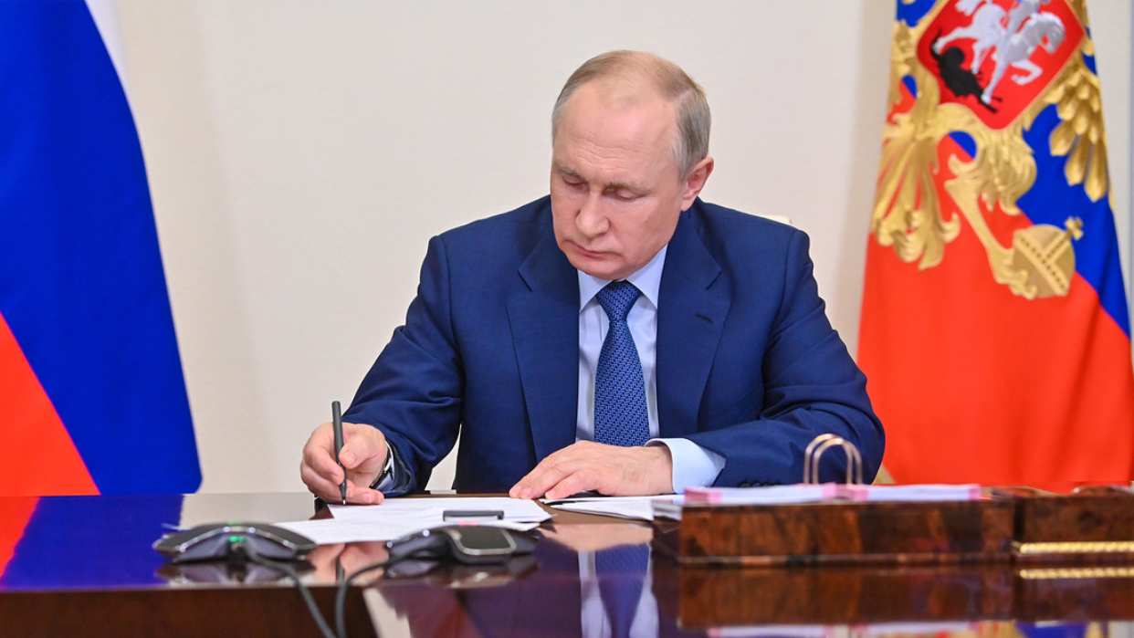Putin firma una resolución sobre asociación estratégica con Corea del Norte