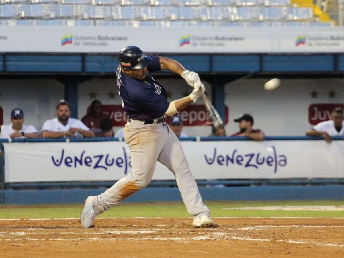 Centauros propinó tercer revés en fila a Marineros