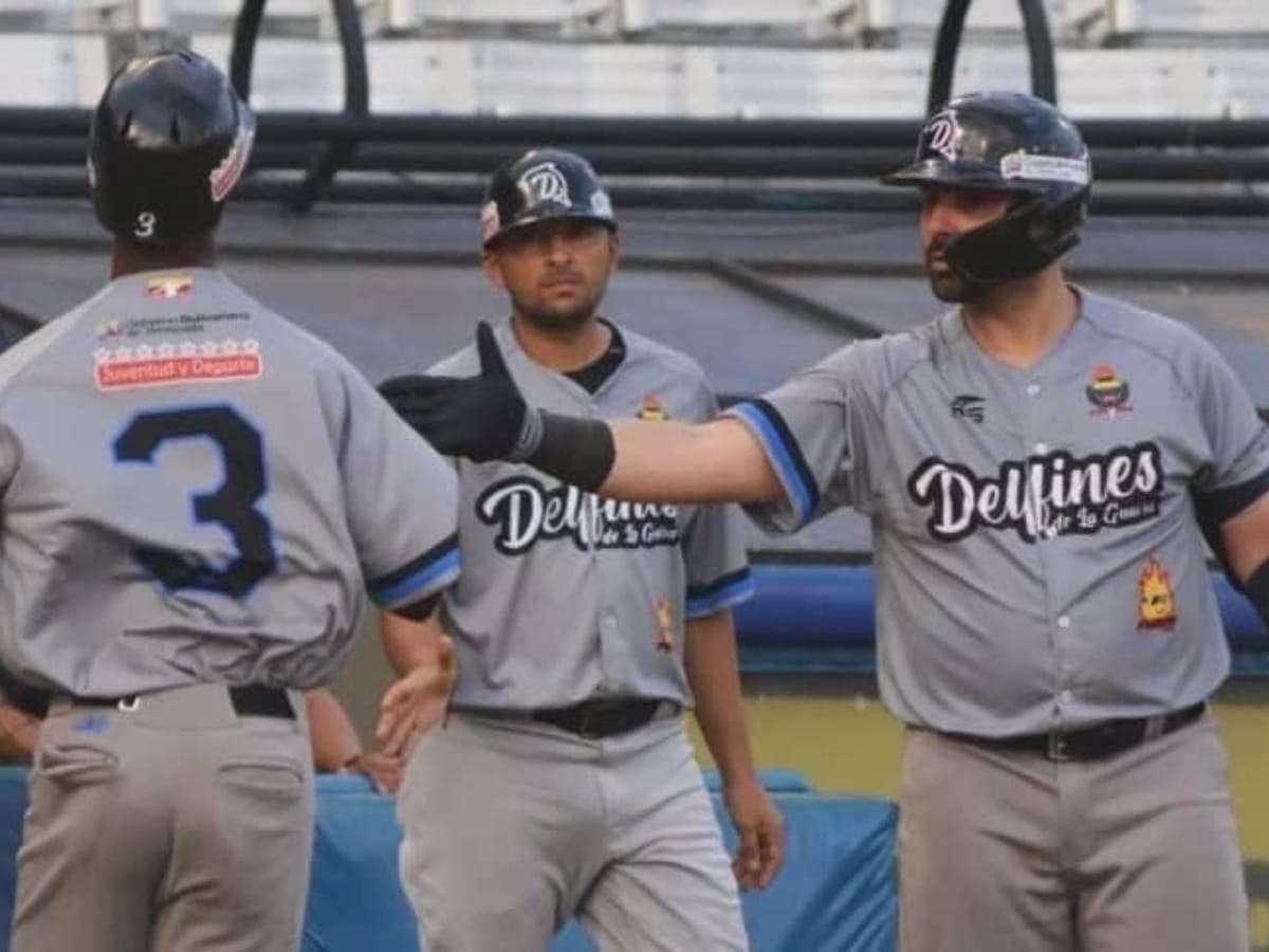 Lorenzo Quintana guio el triunfo de Delfines