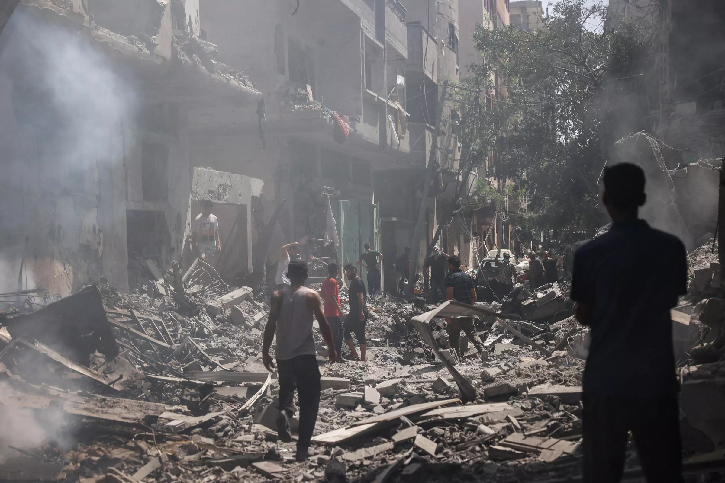 Al menos 210 palestinos muertos dejan ataques en Al-Nuseirat para liberar a 4 rehenes israelíes de Hamás