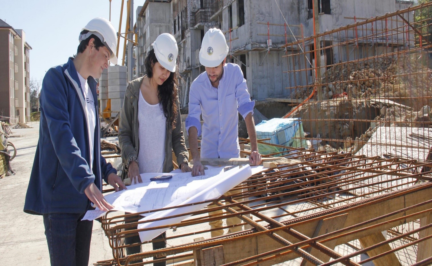 Procesos y Técnicas Utilizados en la Construcción de Edificios e Infraestructuras: Una Mirada Detallada 