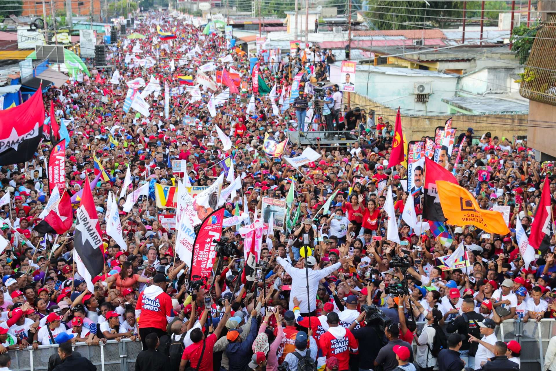 Maduro: las 14 mediciones dan como resultado un mapa rojo, rojito