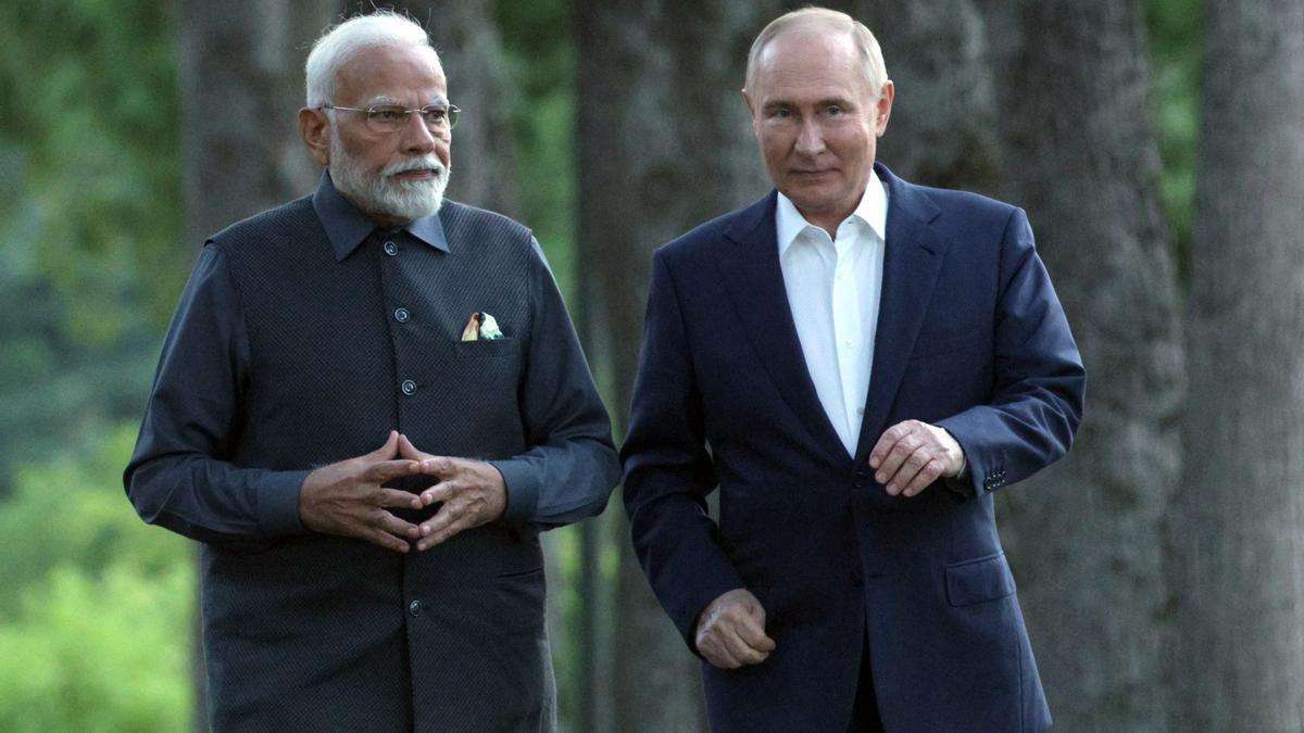 Putin y Modi abogan por una “solución pacífica” en Ucrania