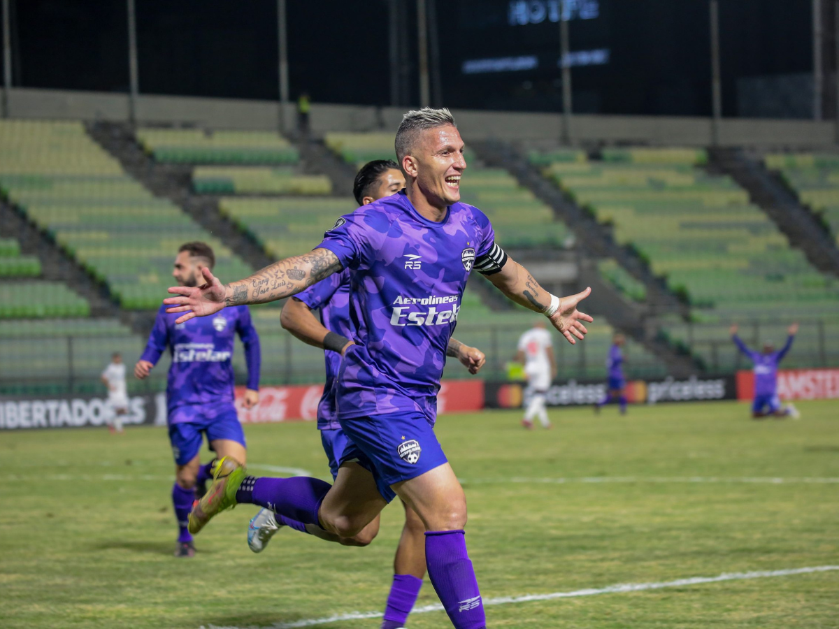 Charlis Ortiz vestirá camiseta de UCV FC