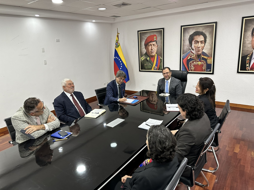 Arriba a Venezuela Panel de Expertos Electorales de la ONU