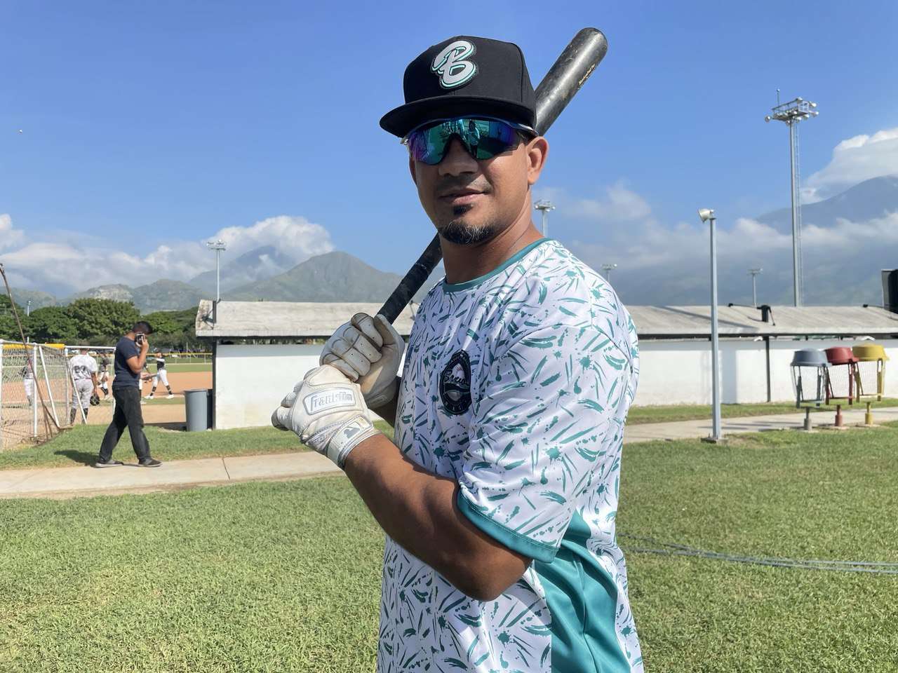 Alberto González anunció su retiro del béisbol profesional