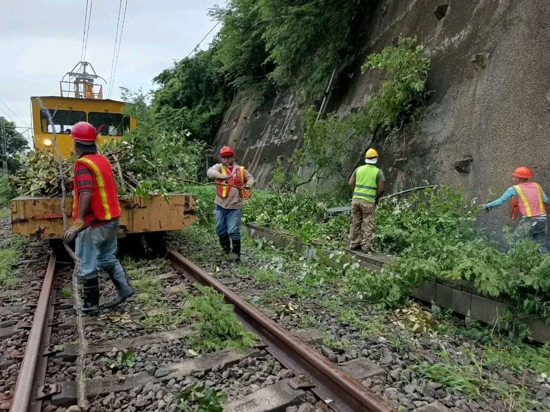 Finalizan mantenimiento de ferrocarril vía Caracas - Cúa