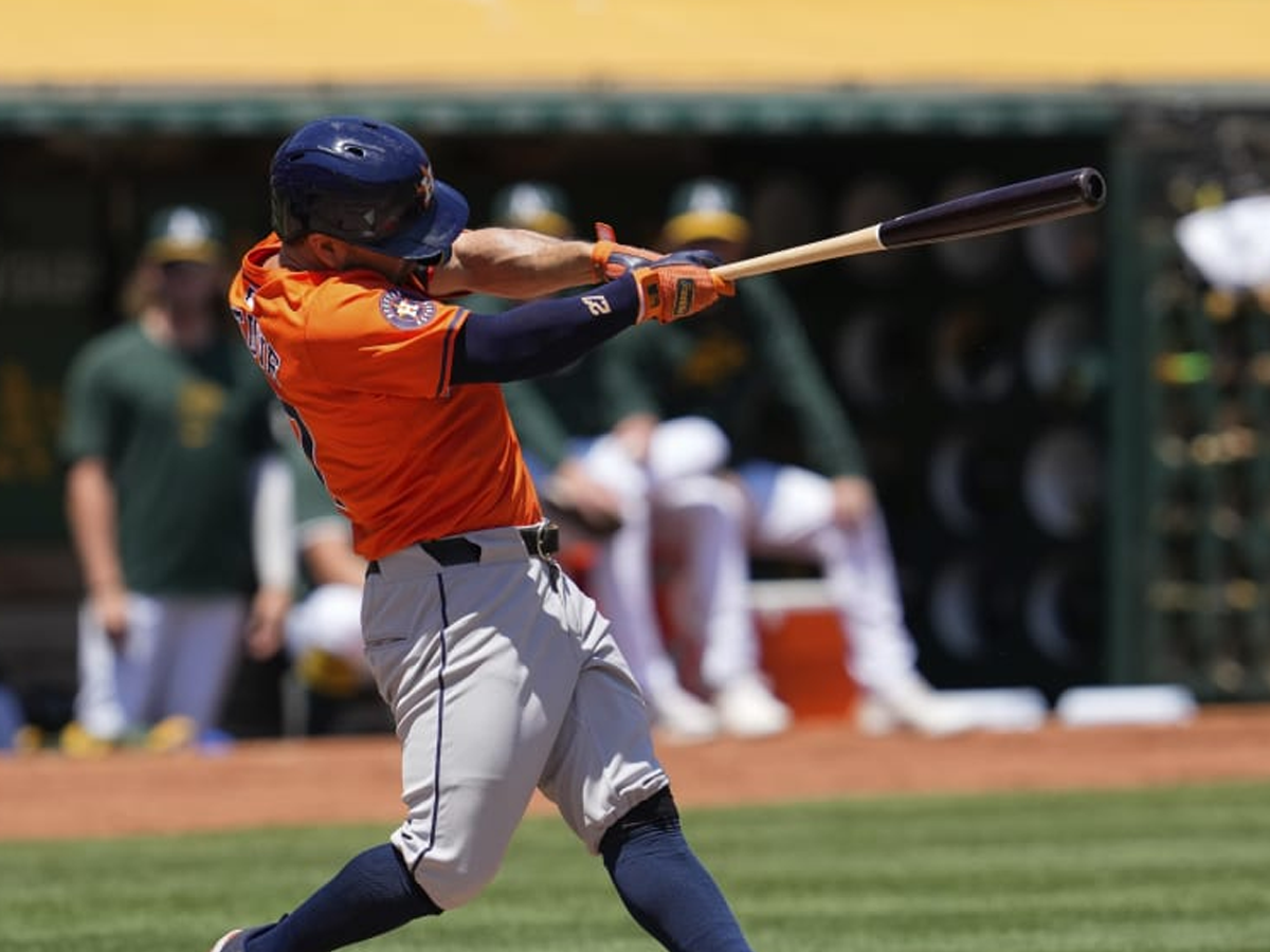 Altuve superó a Víctor Martínez en extrabases