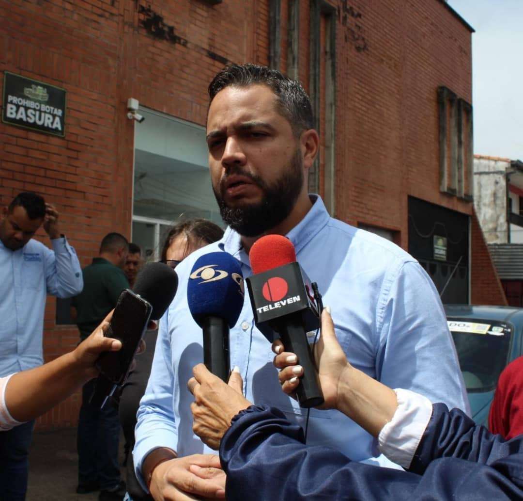 Mil 900 privados de libertad ejercen su derecho al voto en Táchira