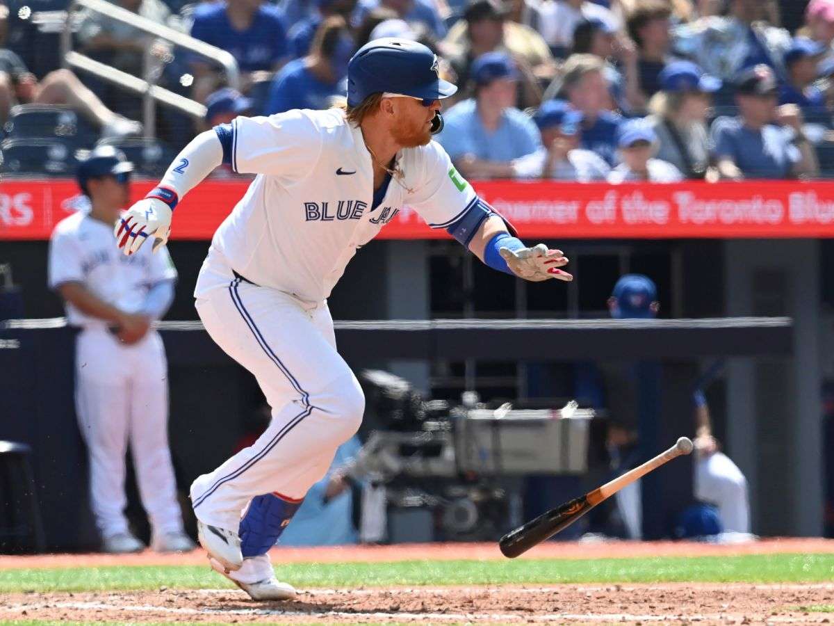 Justin Turner pone rumbo a los Marineros