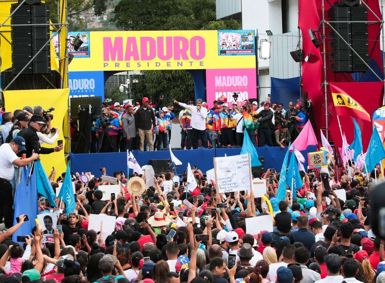 Maduro desde Coche: Ningún títere quitará los derechos al pueblo