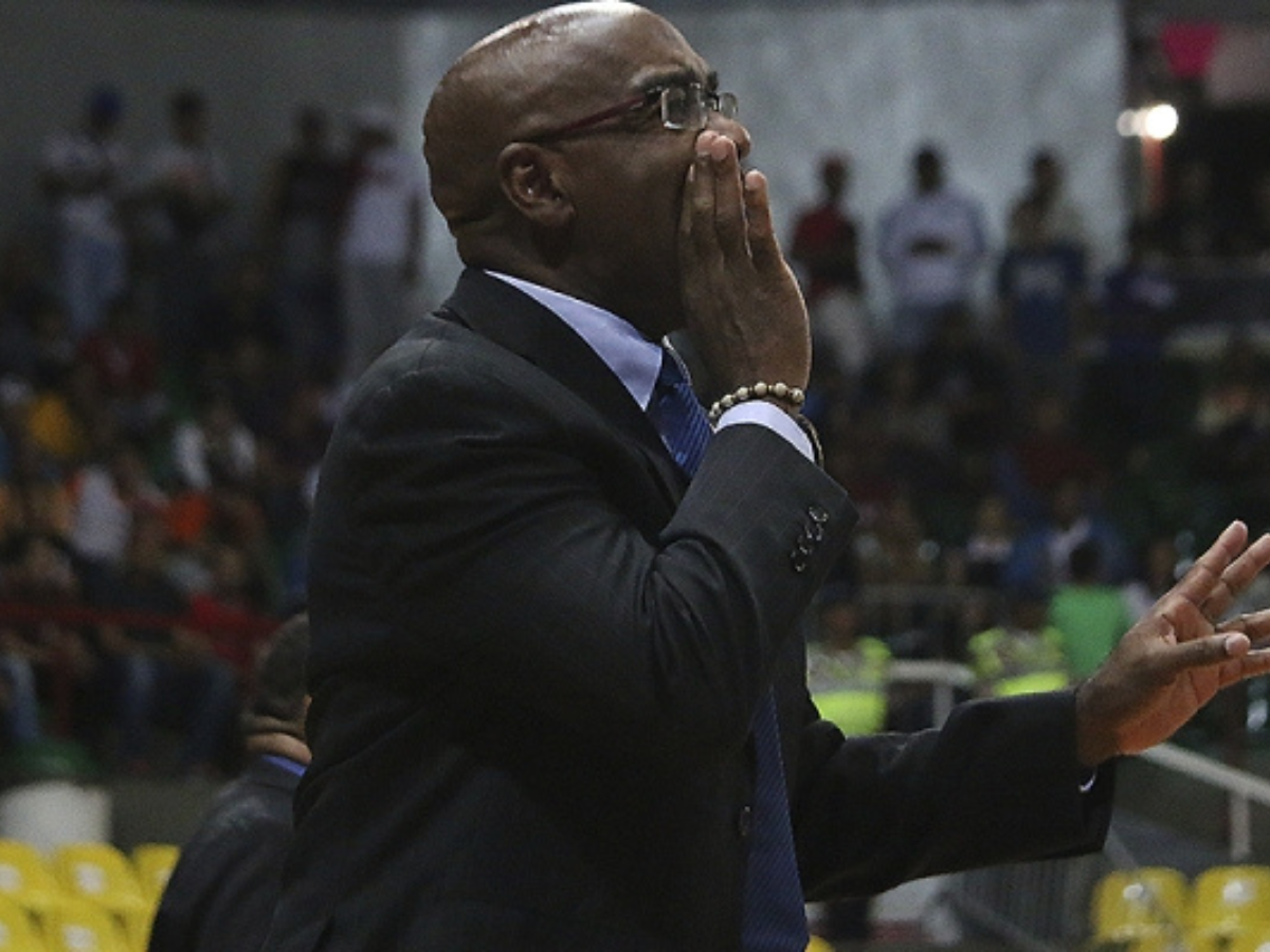 Nelson "Kako" Solórzano fue nombrado Entrenador del Año