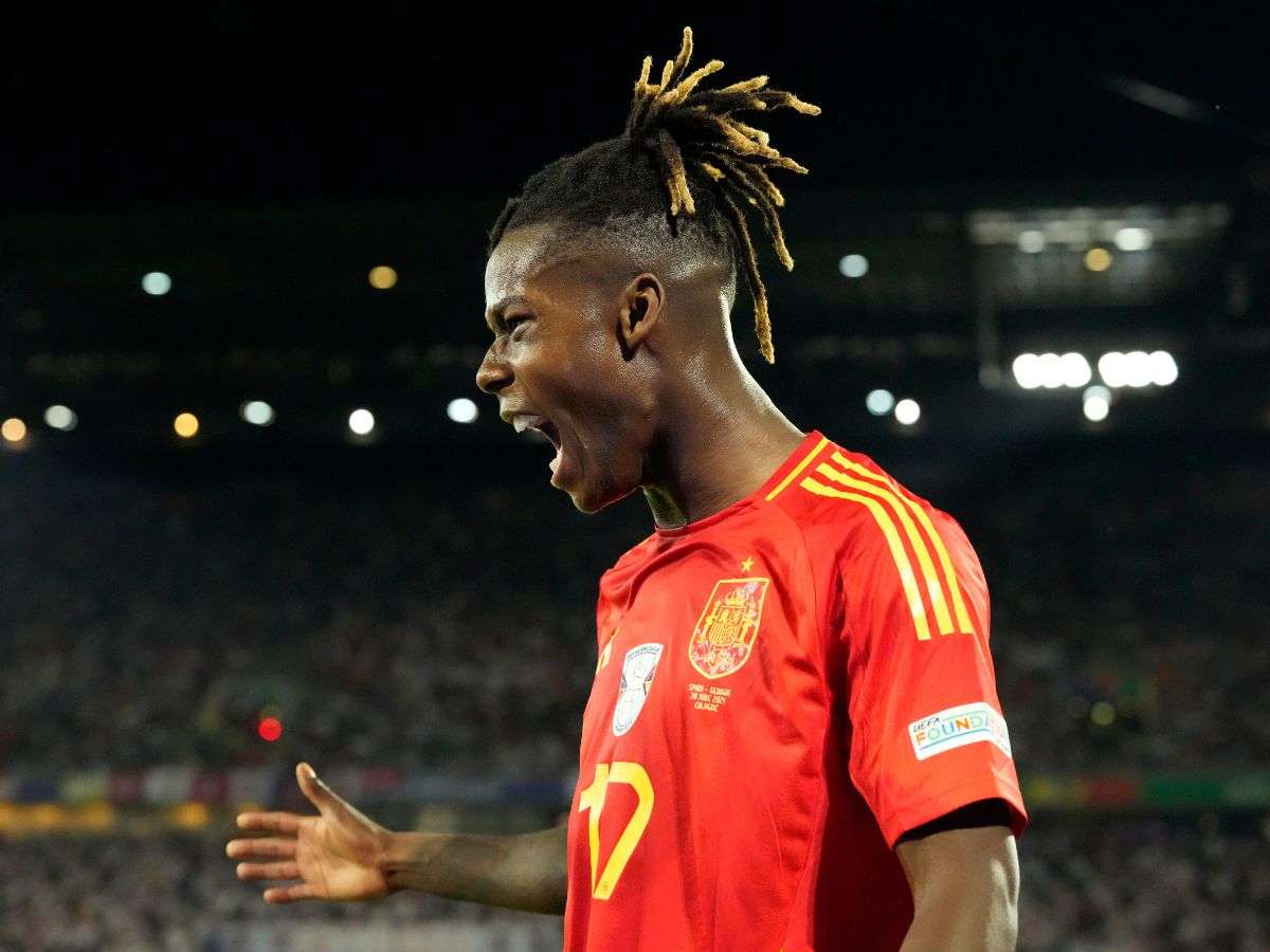 España goleó a Georgia y se metió en cuartos