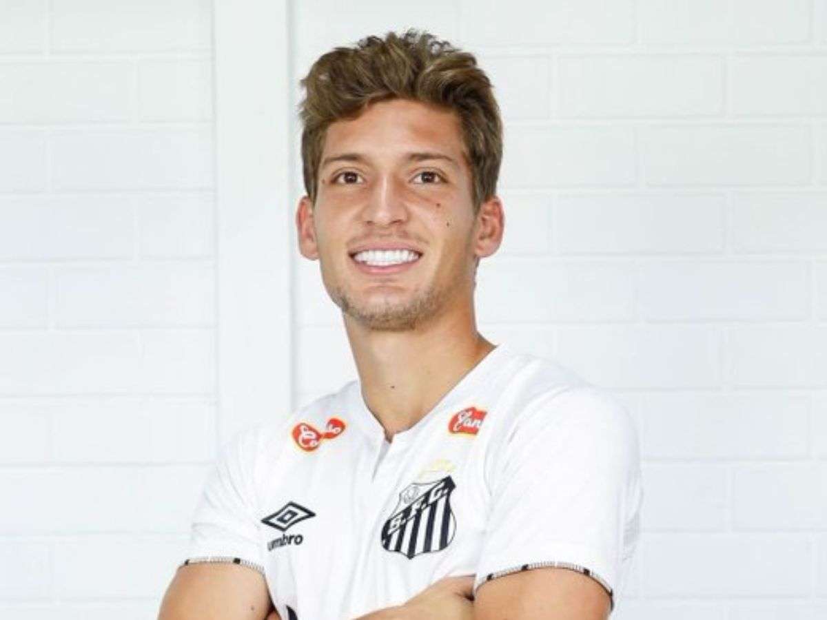 Nicola Profeta listo para jugar con Santos FC