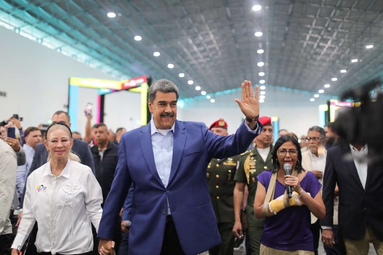 Petroleros de EEUU prefieren a Maduro en el poder
