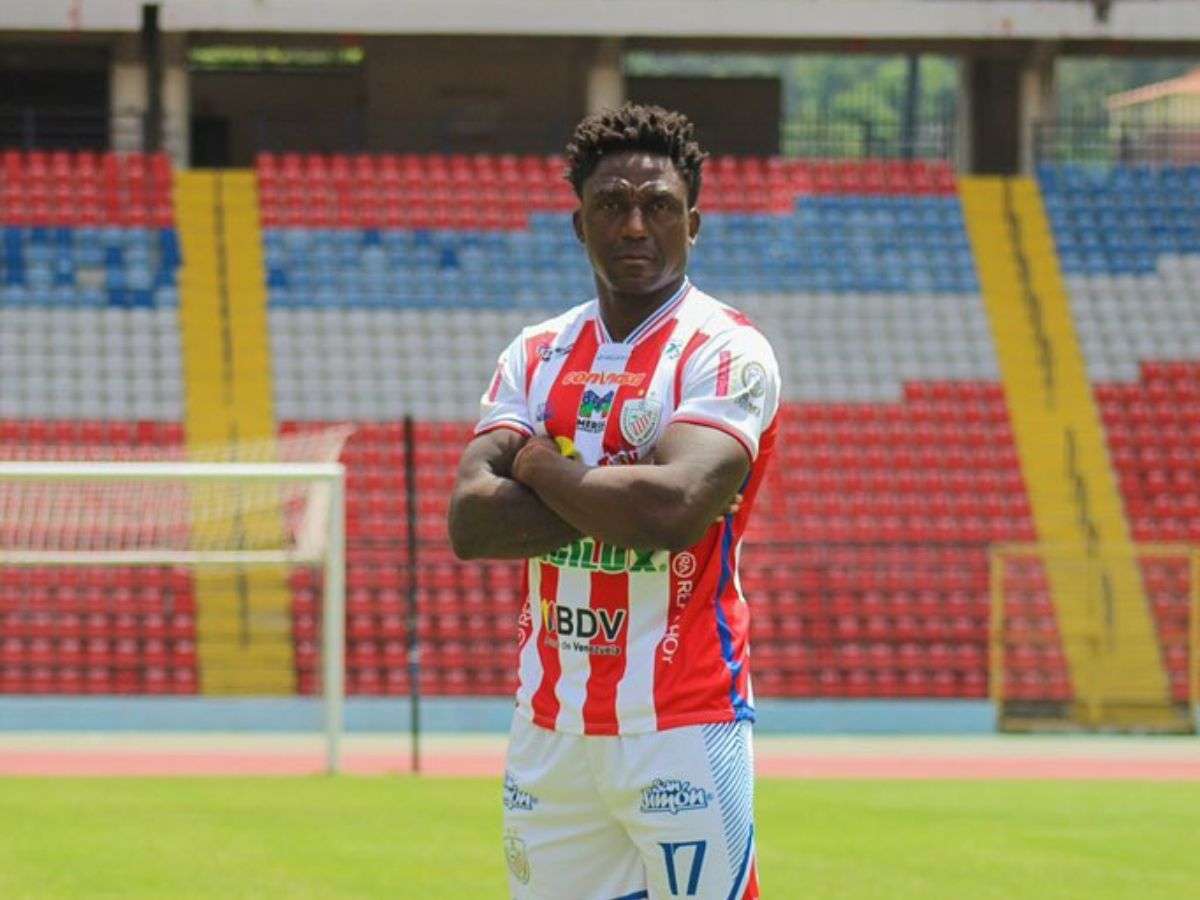 Estudiantes suma a "La Tuka" Ordoñez