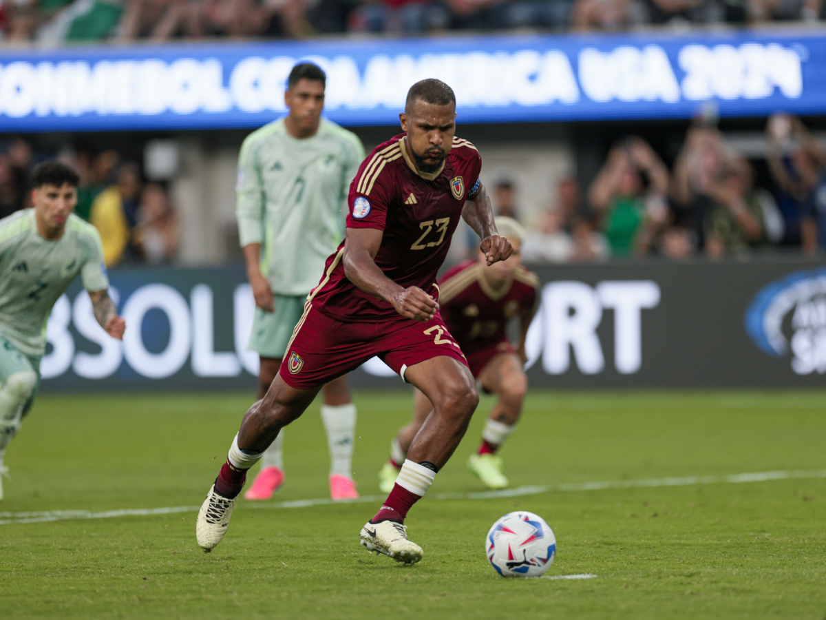 Rondón máximo goleador de Venezuela en la historia de la copa