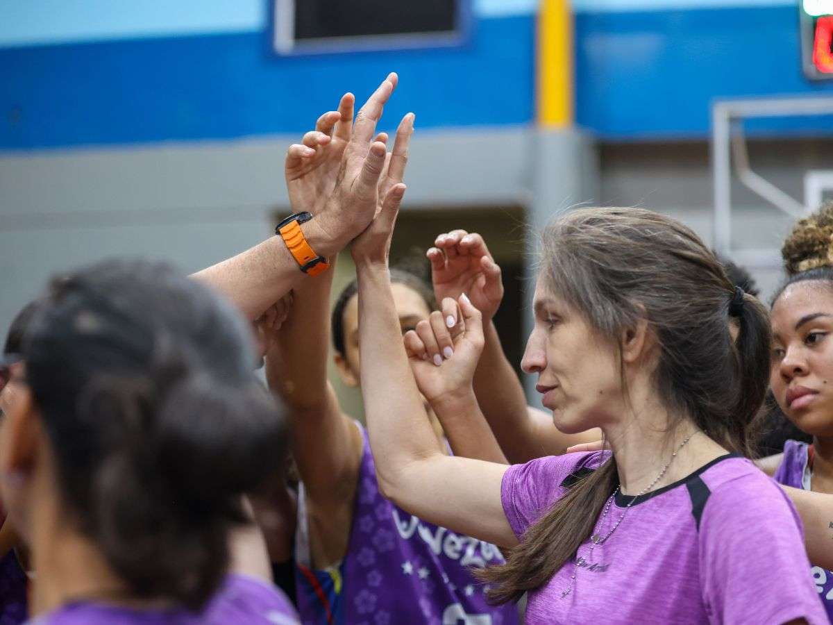 Selección femenina encendió motores para los proximos desafios