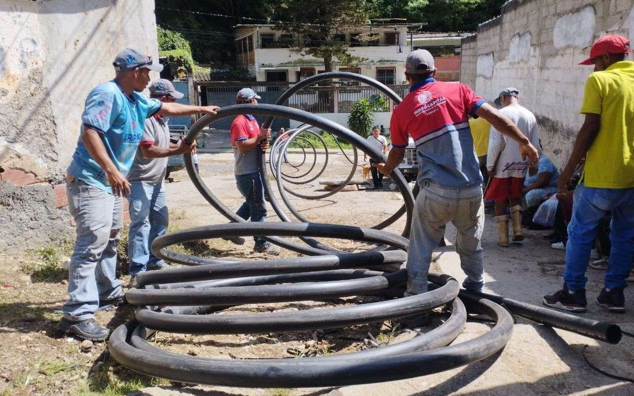 Ejecutan proyecto de agua potable en Guarenas