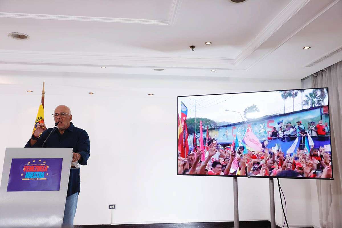 Jorge Rodríguez exige a medios y agencias internacionales respetar la verdad