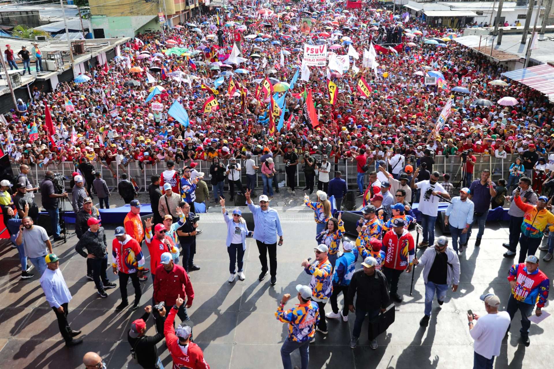 Maduro desde Apure: debemos salvaguardar con el voto la patria libre e independiente