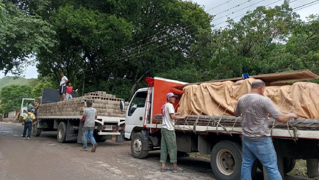 Bertucci cumplió su compromiso y activó reconstrucción de hogares afectados en Cumanacoa