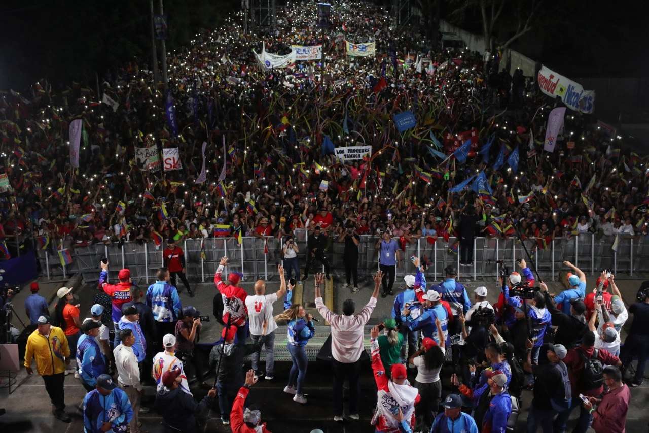 Maduro en Lara: Haremos respetar a Venezuela con el poder del voto