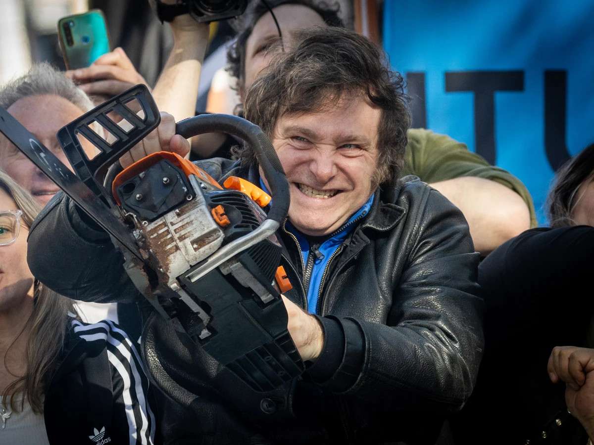 Milei amenaza a los argentinos: “La motosierra va a seguir”