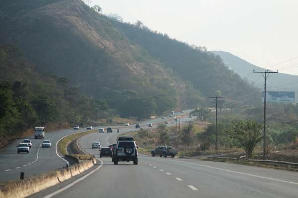 Este jueves cerrarán paso al km 4 de la Regional del Centro