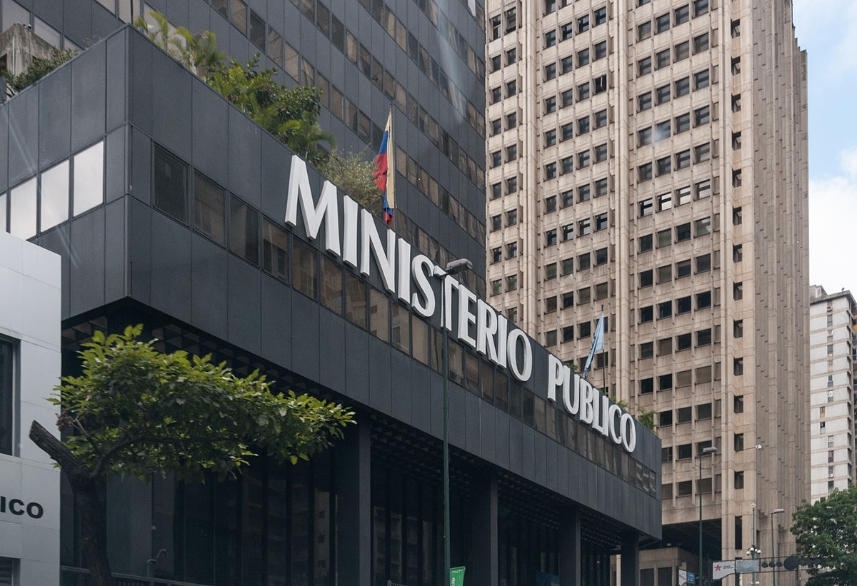 Fiscalía espera hoy a González Urrutia
