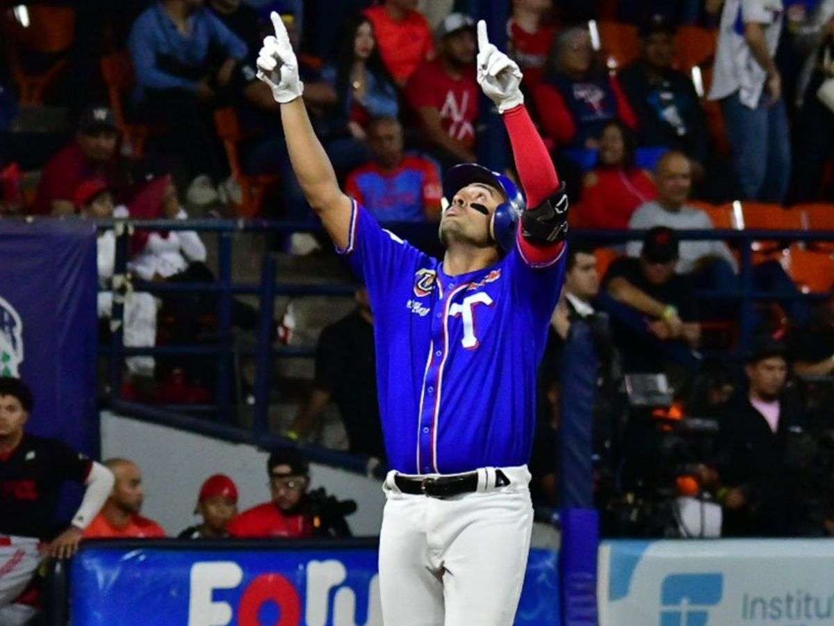 Leonardo Reginatto llega con su poder a Caribes
