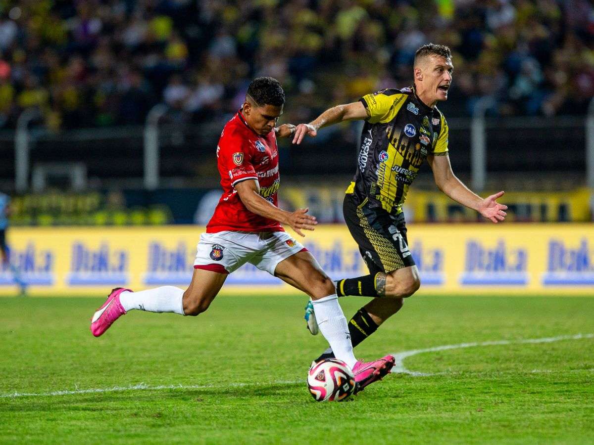Un gol que no fue, un gol que sí fue